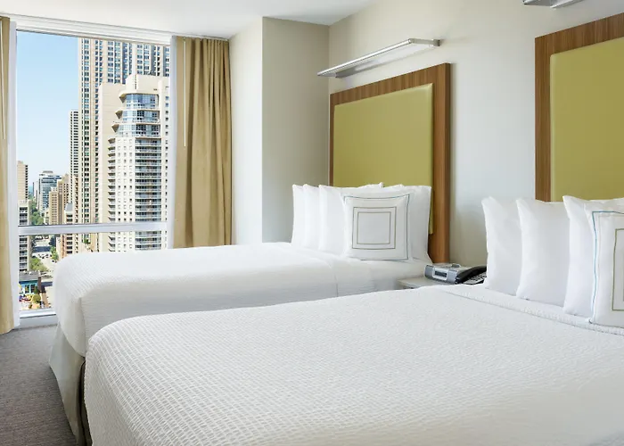 Hotel Springhill Downtown/river North 3*