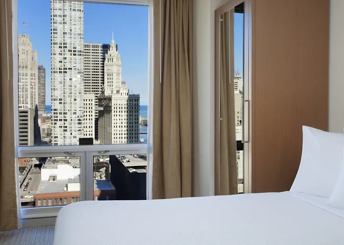 Hotel Springhill Downtown/river North